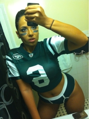 My name is Serena and my sport is football and my team the New York Jets